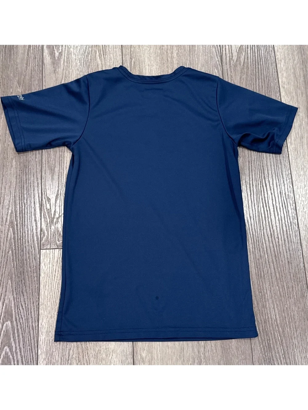 Columbia Navy Blue Short Sleeve Fish Flag Graphic T-Shirt Size Medium